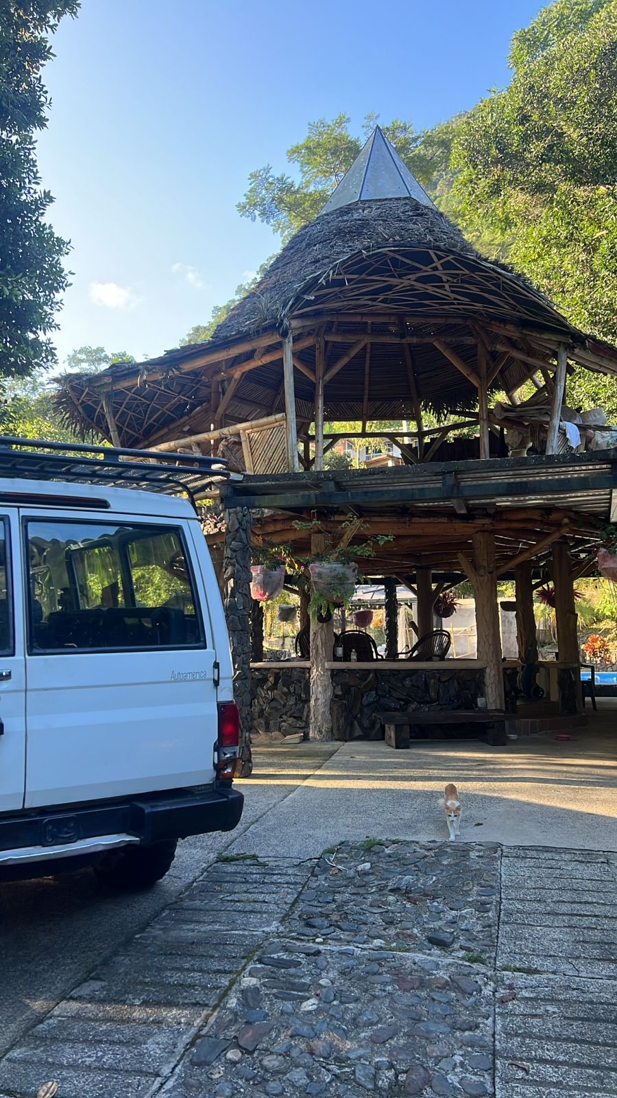The two-storey palapa