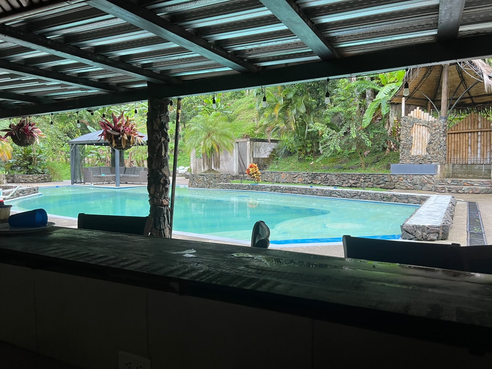 The pool — full and waiting, swim-up bar in front